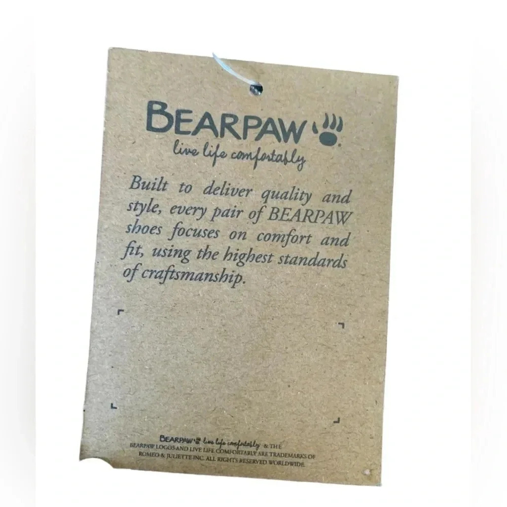 BearPaw Metallic Silver Women's Sandals, NWT. - Picture 4 of 5